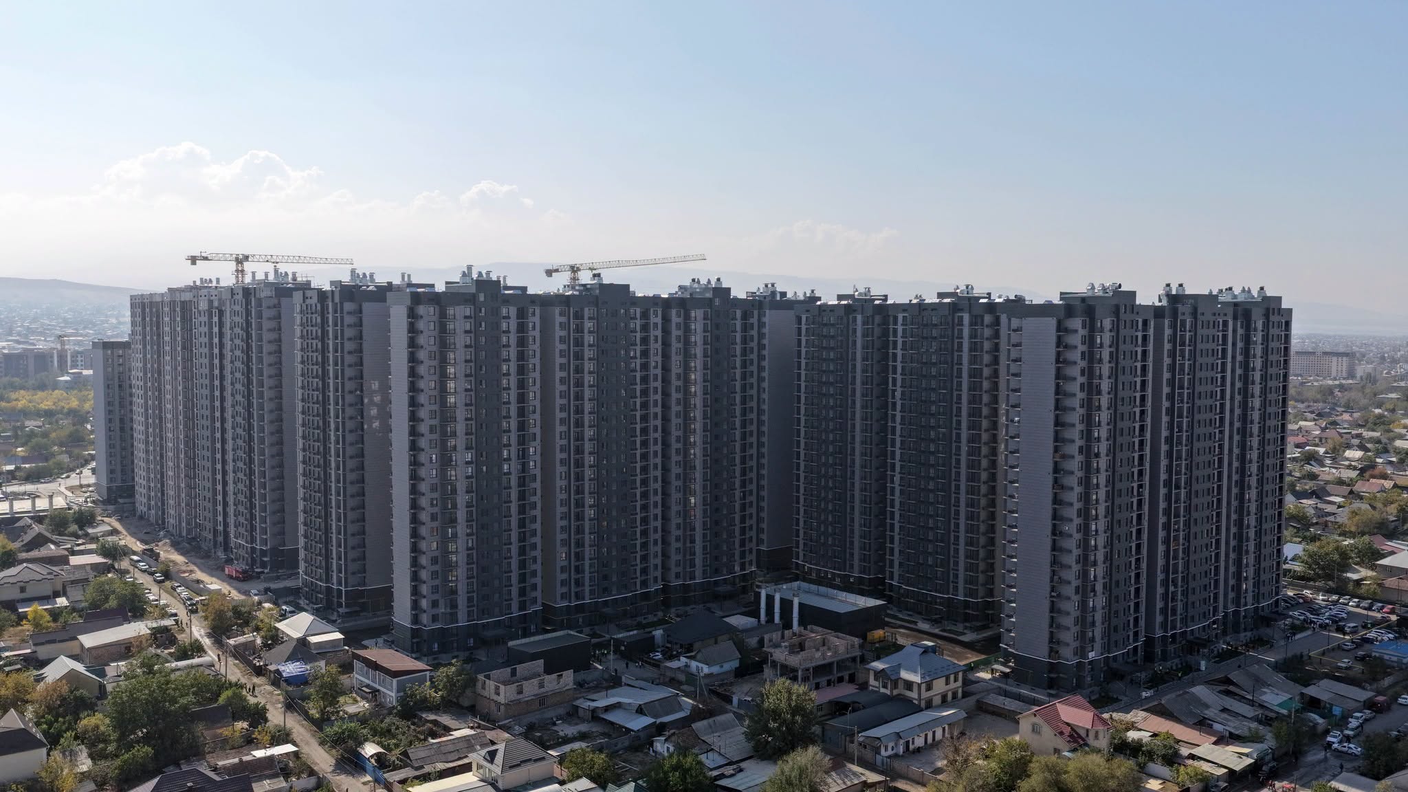 “Мурас” турак жай комплексинде 24 кабаттуу сегиз блоктун курулушу толук аяктады